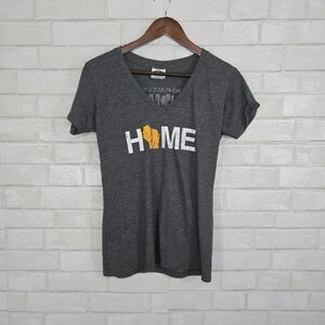 "Home"‎ Wisconsin v-neck tee